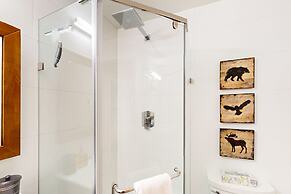 Stoney Creek Sunpath by Whistler Premier