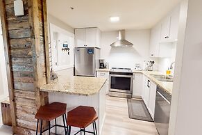 Stoney Creek Sunpath by Whistler Premier