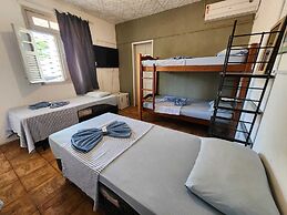 Casa do Meio Pousada