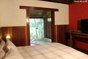 Pousada no Caminho do Marimbondo