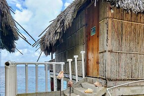San Blas Private Oceanfront Cabin