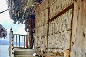 San Blas Private Oceanfront Cabin