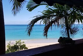 Orrie's Beach Bar Hotel