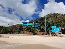 Orrie's Beach Bar Hotel