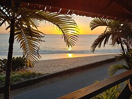 Orrie's Beach Bar Hotel