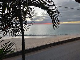 Orrie's Beach Bar Hotel