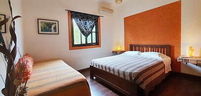 Casa Laguna Studios Apartments