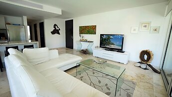 Elements 216 2 Bedroom Condo by RedAwning