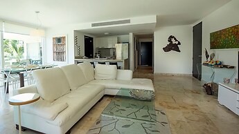 Elements 216 2 Bedroom Condo by RedAwning