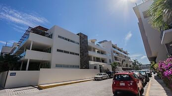 Playa Ge 205 A 2 Bedroom Condo by Redawning