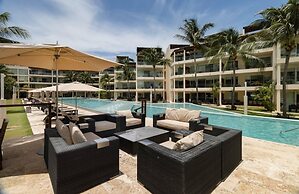 Elements 121 2 Bedroom Condo by RedAwning
