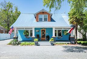 Island Guesthouse and Motel