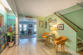 Island Guesthouse and Motel