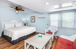 Island Guesthouse and Motel