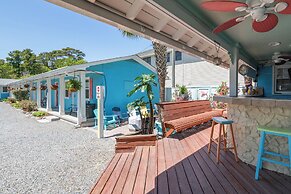 Island Guesthouse and Motel