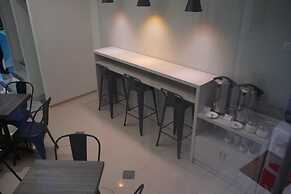 Aruuman Hotel Simpanglima Semarang