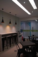 Aruuman Hotel Simpanglima Semarang