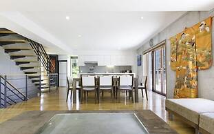 Asanagi 3 bedroom by Hokkaido Tracks