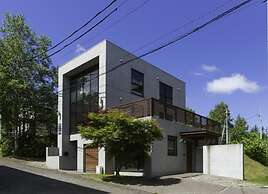 Asanagi Studio by Hokkaido Tracks