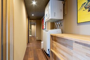 Hideaway on Escarpment by H2 Life