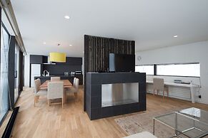 Kawasemi by Hokkaido Tracks