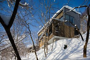 Kawasemi by Hokkaido Tracks