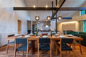 Kitsune House by H2 Life