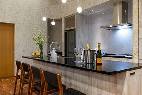 Kitsune House by H2 Life