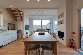 Komorebi Chalet by Hokkaido Tracks