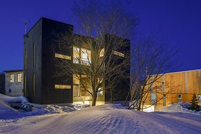 Odile by Hokkaido Tracks