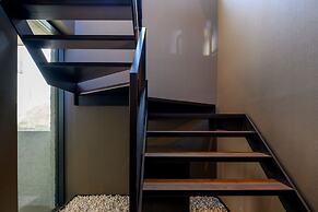 Odile by Hokkaido Tracks