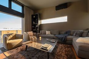 Odile by Hokkaido Tracks