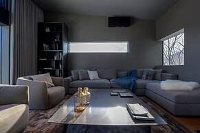 Odile by Hokkaido Tracks