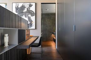 Odile by Hokkaido Tracks