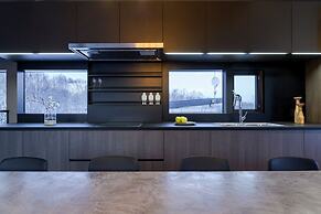 Odile by Hokkaido Tracks