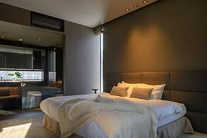 Odile by Hokkaido Tracks