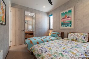 Off Piste Chalet by H2 Life