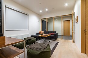 Yanagi House by Hokkaido Tracks