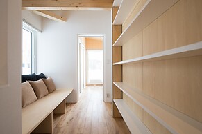 Yorokobi Lodge by Hokkaido Tracks