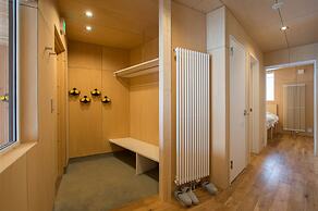 Yorokobi Lodge by Hokkaido Tracks