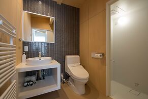 Yorokobi Lodge by Hokkaido Tracks