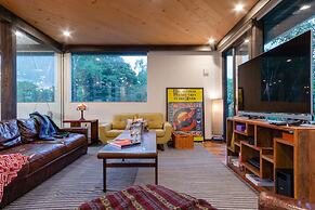 Gustav's Hideaway by H2 Life