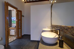 Wide Sands Beach Retreat