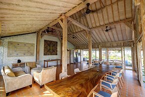 Wide Sands Beach Retreat