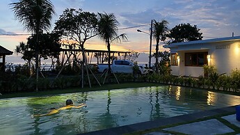 Wide Sands Beach Retreat