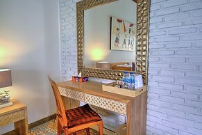 Wide Sands Beach Retreat