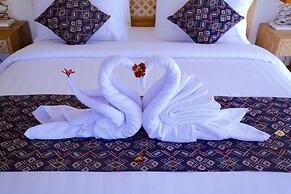 Wide Sands Beach Retreat