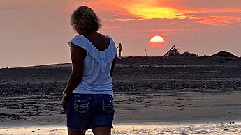 Wide Sands Beach Retreat