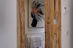 Wide Sands Beach Retreat