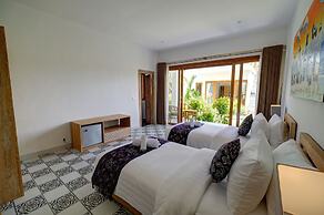 Wide Sands Beach Retreat